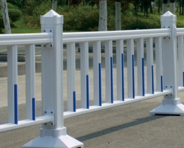 十堰護(hù)欄有哪些種類？